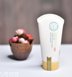 百雀羚三生花玫瑰系列怎么樣？三生花玫瑰花釀潤妍系列評測