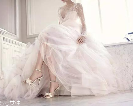 婚鞋只能穿一次嗎？婚鞋結(jié)婚后不能穿了嗎
