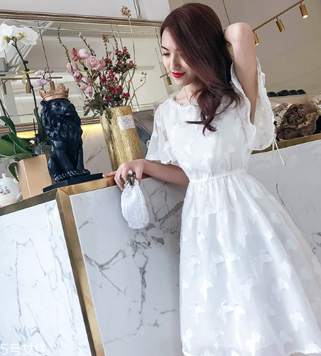 高瘦女生穿什么連衣裙？最適合高瘦女生的連衣裙款式