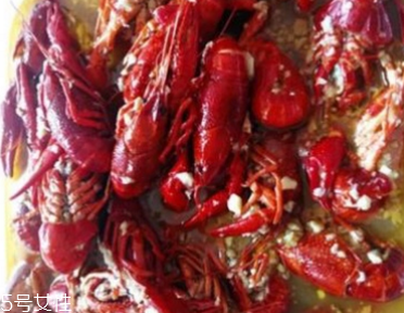麻辣小龍蝦能過(guò)夜嗎？隔夜的麻辣小龍蝦能吃嗎？