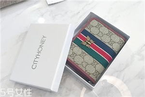 錢包軟皮好還是硬皮好？錢包皮質(zhì)軟硬對比