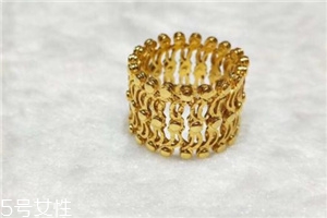 周大生伸縮戒指多少錢？周大生戒指變手鐲價(jià)格