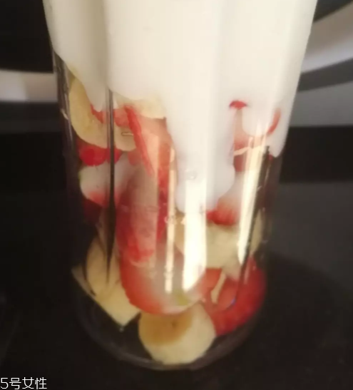 老酸奶怎么吃好吃？老酸奶推薦吃法