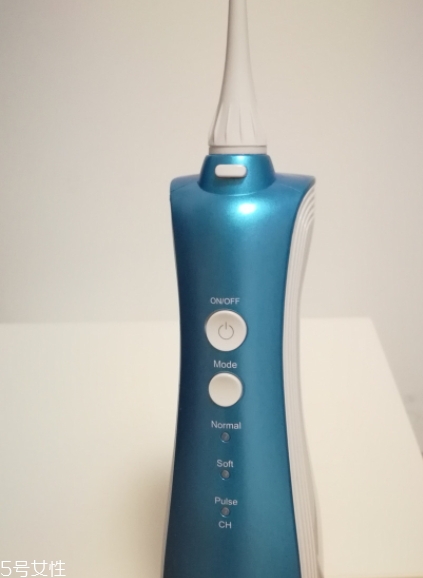 沖牙器能代替牙刷嗎？用沖牙器要刷牙嗎