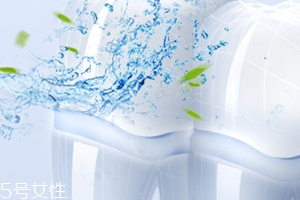沖牙器和牙線哪個(gè)好？沖牙器和牙線的優(yōu)缺點(diǎn)