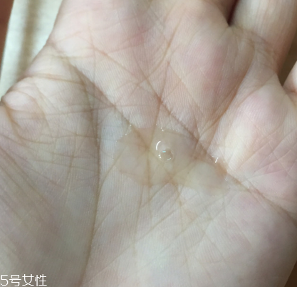 伊索無油精華和蜜柑水潤(rùn)乳好用嗎 伊索無油和蜜柑是絕配