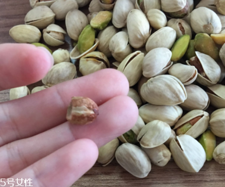 開心果會(huì)不會(huì)上火？上火能吃開心果嗎？
