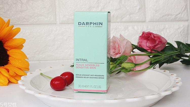 darphin多效舒緩精華液敏感肌能用嗎？油皮能用嗎？