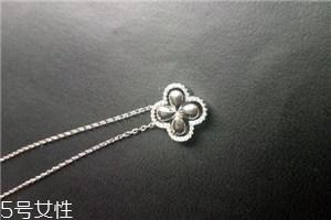 項(xiàng)鏈s925是銀還是白金？項(xiàng)鏈s925屬于白金還是銀