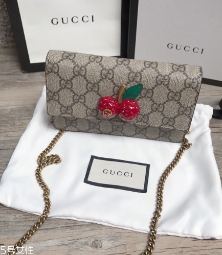 gucci櫻桃包尺寸多大？gucci櫻桃鏈條包尺寸