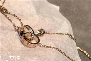 項(xiàng)鏈多長(zhǎng)比較合適？項(xiàng)鏈選什么長(zhǎng)度最好