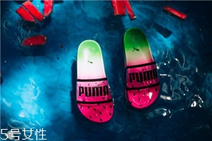 sophia webster聯(lián)名puma西瓜拖鞋多少錢_在哪買？