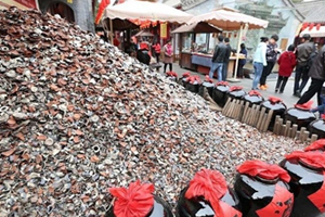 摔碗酒意味著什么？喝完酒為什么要摔碗