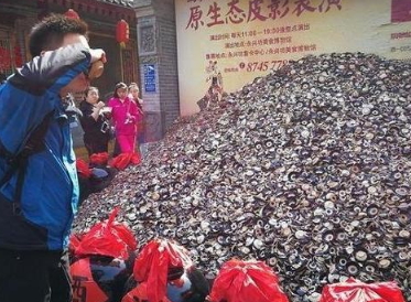 摔碗酒意味著什么？喝完酒為什么要摔碗