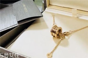 寶格麗彈簧項鏈怎么扣？寶格麗彈簧項鏈幾種扣法
