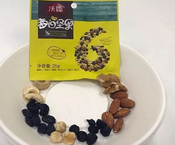 每日?qǐng)?jiān)果ab有什么不同？沃隆每日?qǐng)?jiān)果ab款區(qū)別