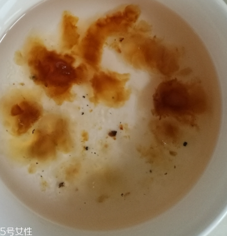 桃膠能和紅糖一起煮嗎？桃膠煮紅糖好嗎？