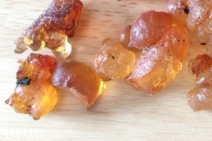 桃膠能治胃病嗎？胃病吃桃膠好嗎？