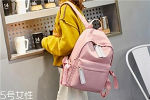 女生背什么包更甜美？適合甜美型女生的包包