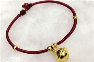 手鏈上的中國結(jié)怎么編？手鏈上的中國結(jié)編法教程