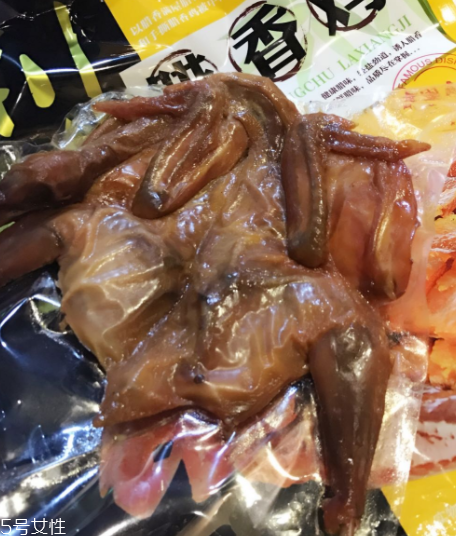 臘雞可以帶上飛機嗎？坐飛機可以帶臘雞嗎？