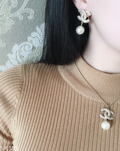 耳環(huán)什么材質(zhì)好？耳環(huán)常見材質(zhì)