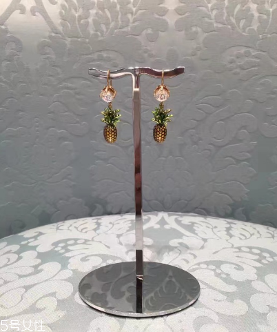 耳環(huán)掉色怎么辦？耳環(huán)掉色怎么處理