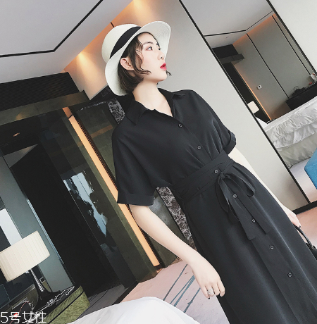 職場新人如何穿搭？職場新人穿衣技巧