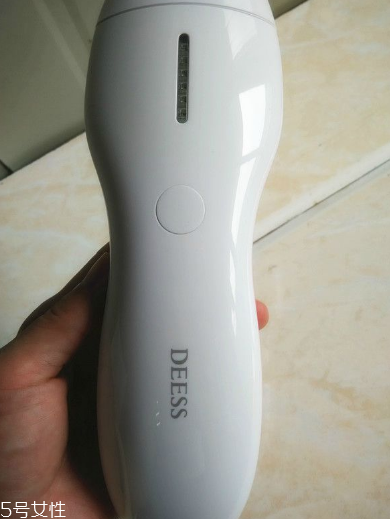 deess脫毛儀怎么用？蒂絲脫毛儀使用方法