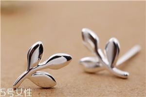 耳釘彎了怎么弄直？耳釘變彎了怎么辦？