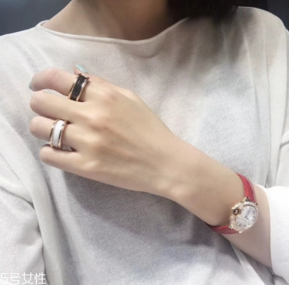 寶格麗陶瓷戒指多少錢？寶格麗陶瓷戒指專柜價(jià)格