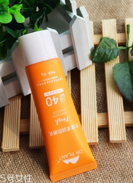 化學(xué)防曬很傷皮膚嗎？化學(xué)防曬對皮膚的危害