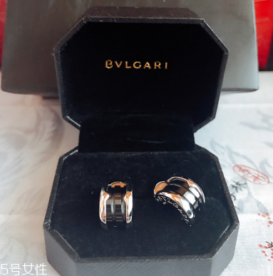 耳釘上的污垢怎么清洗？耳釘上有污垢怎么辦？