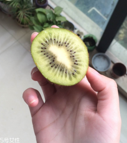 綠心獼猴桃怎么催熟？綠心獼猴桃的催熟方法