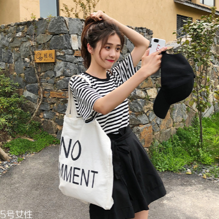 夏天穿什么t恤好看？夏季t恤穿搭圖片