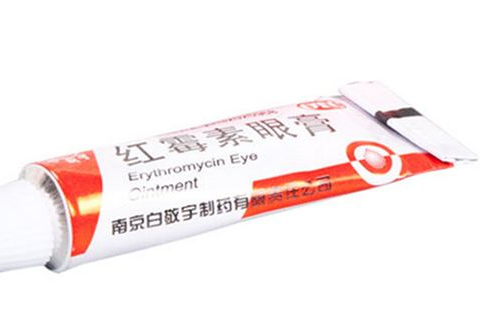 紅霉素眼膏是抗生素嗎？紅霉素眼膏含有抗生素嗎？