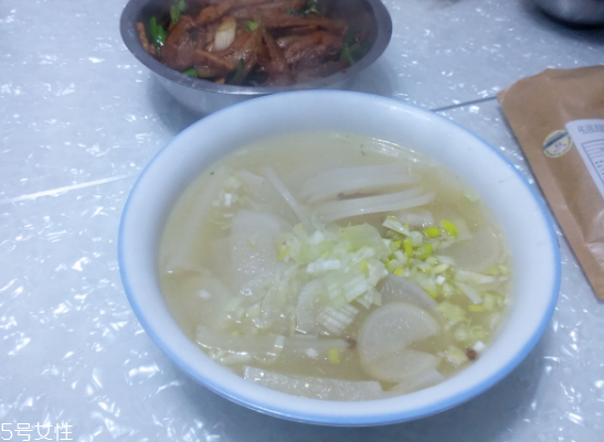 黑豬肉與白豬肉區(qū)別 黑豬肉與白豬肉哪個好吃？