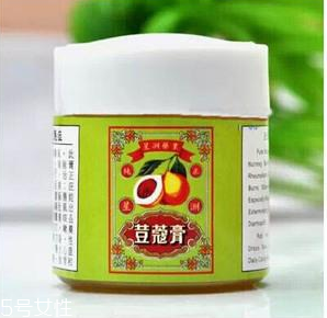 豆蔻膏過(guò)期還能涂抹嗎？過(guò)期的豆蔻膏還能用嗎？