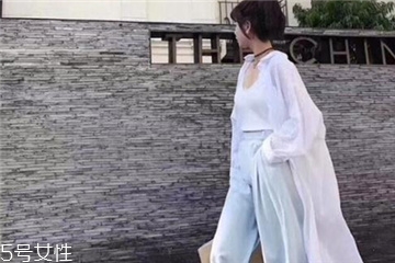防曬衣能用洗衣機(jī)洗嗎？防曬衣可以機(jī)洗嗎？