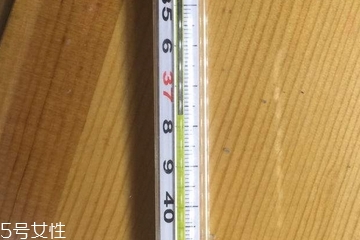 體溫計(jì)能測(cè)水溫嗎？水溫能用體溫計(jì)測(cè)嗎？