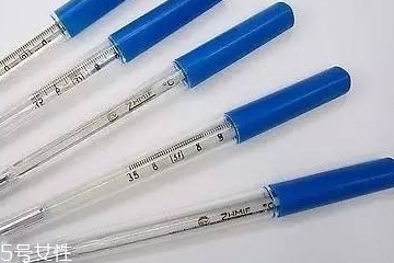 體溫計能放嘴巴里嗎？體溫計是放嘴巴里測嗎？