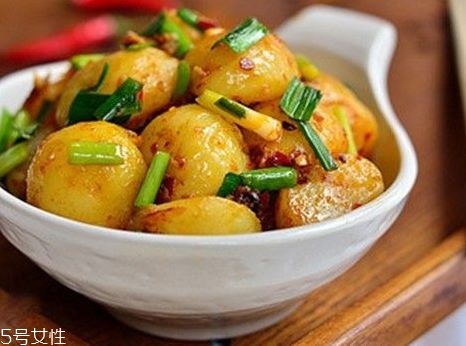 土豆不能和什么一起吃？土豆和黑木耳可以一起吃嗎？