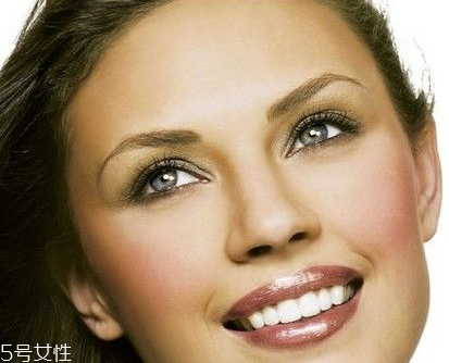 ysl哪個(gè)色號適合媽媽 圣羅蘭口紅哪個(gè)色號適合媽媽