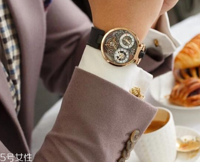 手表是男左女右嗎？手表佩戴是男左女右嗎？