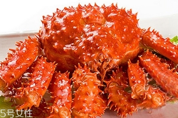 帝王蟹是什么顏色的？帝王蟹哪個(gè)顏色好？