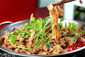 雞肝能在微波爐加熱嗎？雞肝在微波爐加熱會(huì)爆炸嗎？