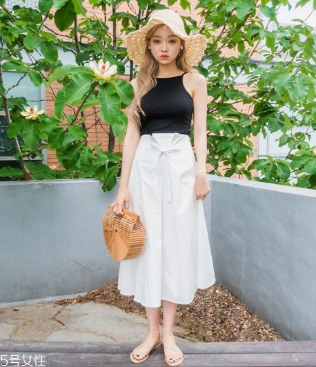 夏天戴什么帽子好看？夏季帽子搭配圖片