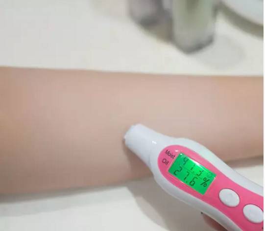 蘭芝紫色隔離好用嗎？黃皮美白利器