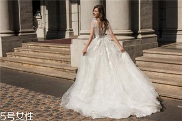 婚紗裙撐怎么折疊？婚紗裙撐怎么收起來？