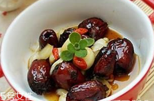 花生衣的吃法 花生衣怎么吃？